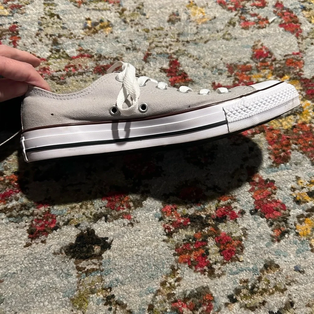 Converse All Star Woman’s Size 9 Grey and Maroon Low Top Sneakers Y2K plaid - Picture 4 of 10